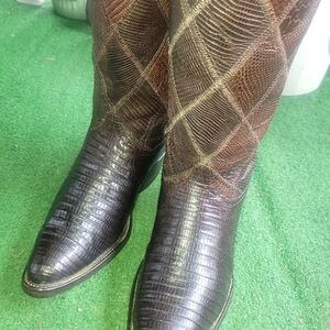 Lucchese Brown Leather Cowboy Boots